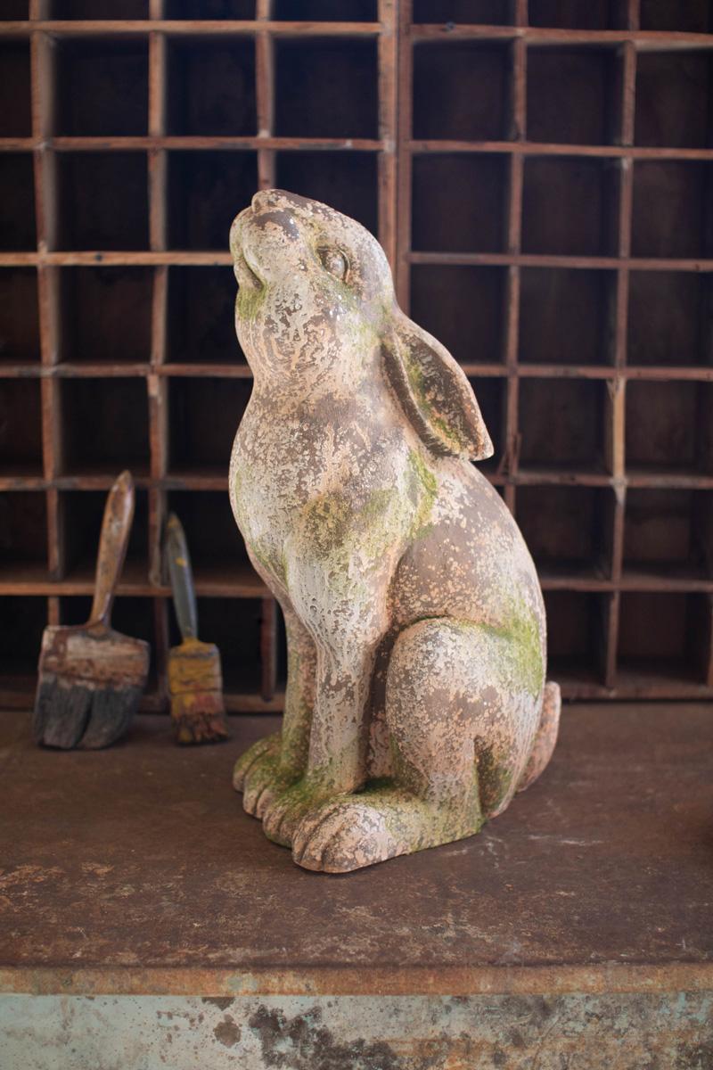 Faux Concrete Rabbit – Head Up, Gray