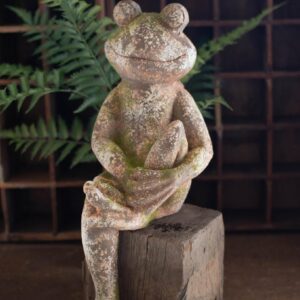 Faux Concrete Frog – Small, Gray