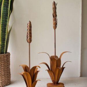 Rustic Metal Aloe Plants With Flowers
