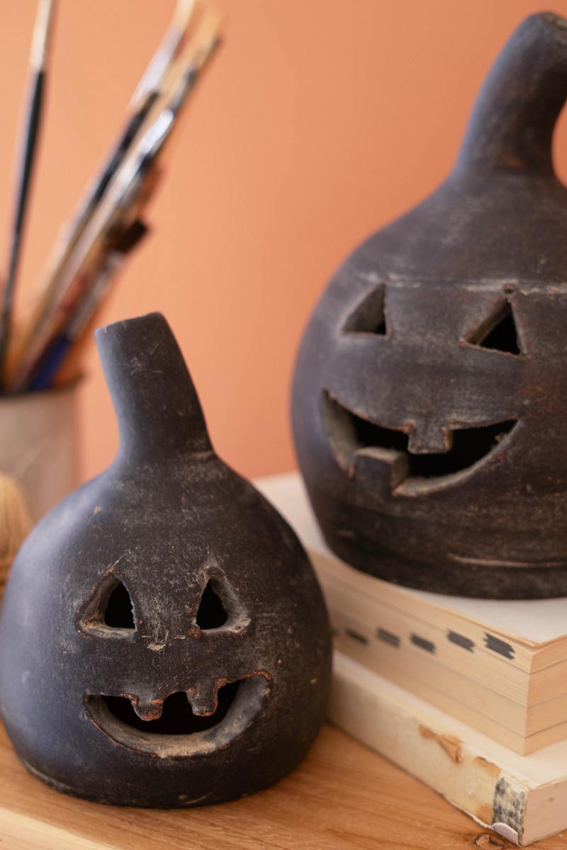 Small Clay Jack-O-Lanterns – Black